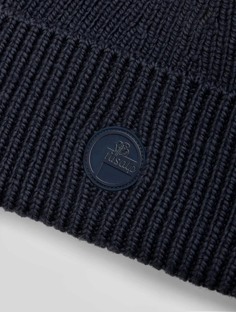 BONNET KNIT BEANIE