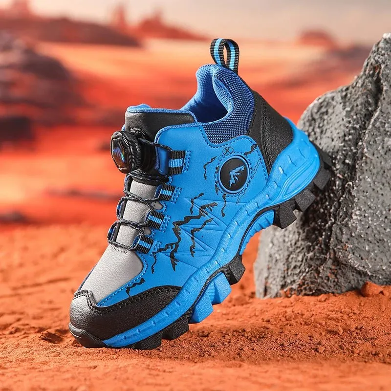 Chaussures de randonnée avec renfort antidérapants pour enfants "BOELOKTH - Hiking cramp"