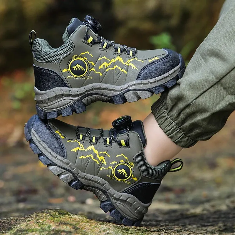 Chaussures de randonnée avec renfort antidérapants pour enfants "BOELOKTH - Hiking cramp"