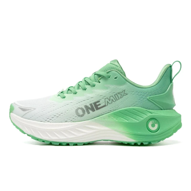 Chaussures de course en maille légères avec Flywire technologie pour femme "Onemix - 24208"