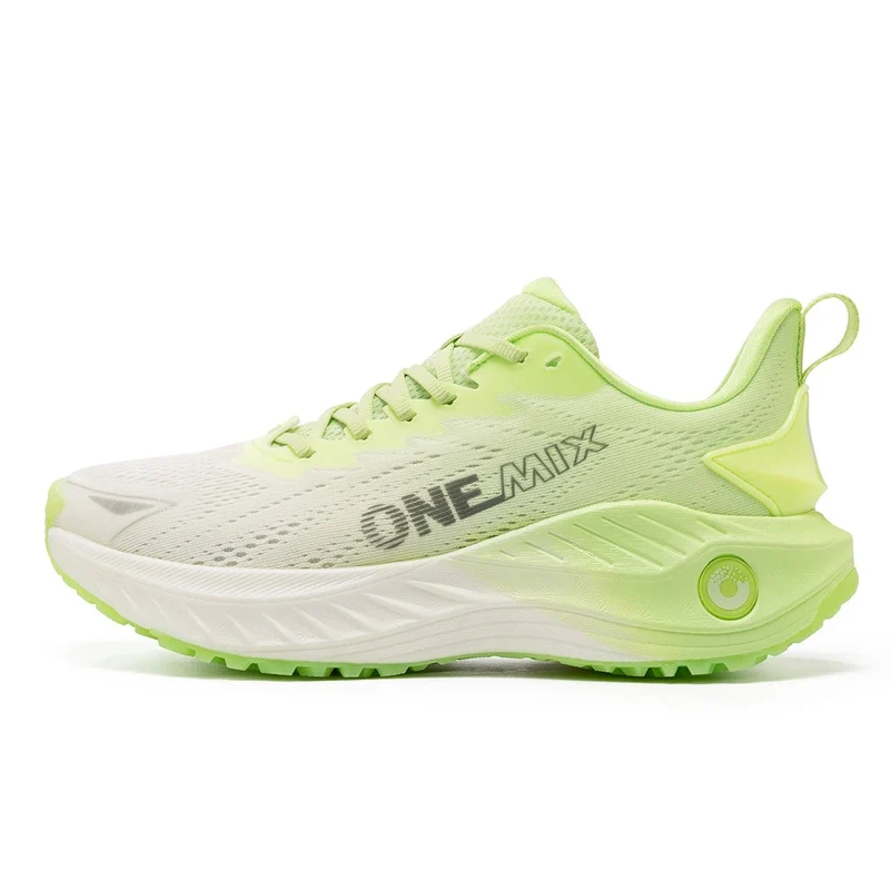 Chaussures de course en maille légères avec Flywire technologie pour femme "Onemix - 24208"