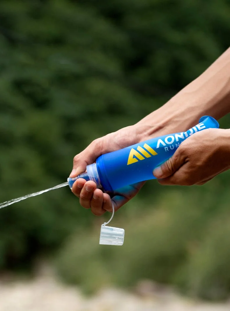 Flasque à eau simply sans BPA avec valve à morsure molle "Aonijie - SD30"