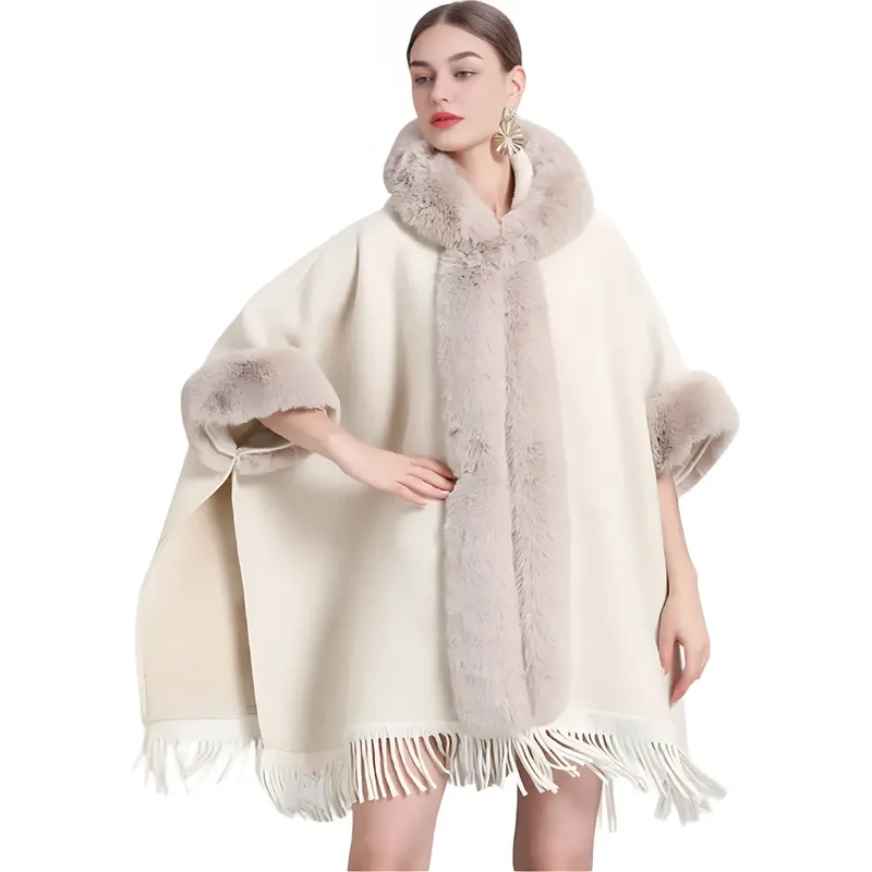 Poncho laine capuche femme
