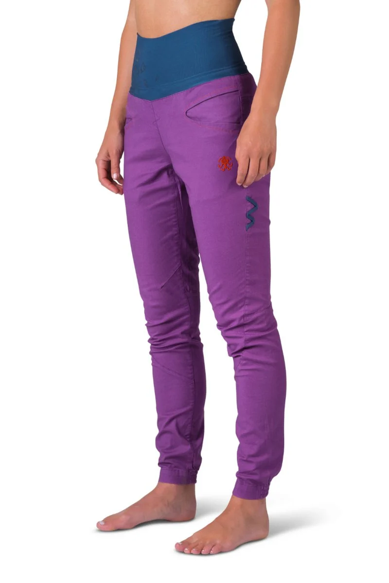 Pantalon de randonnée et d'escalade coupe étroite avec genoux préformés pour femme "Rafiki − MASSONE"