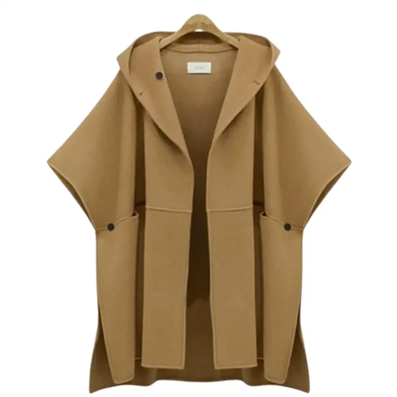 Manteau poncho capuche femme