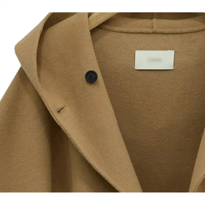Manteau poncho capuche femme