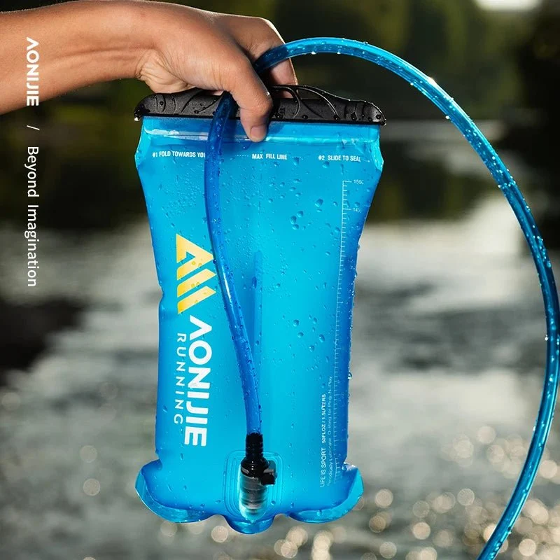 Poche à eau / réservoir d'hydratation sans BPA randonnée course à partir de 1,5L / 110g " Aonijie - SD62"