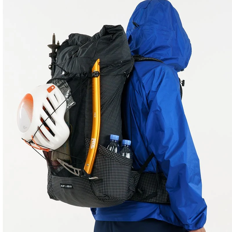 Sac à dos ultraléger / ultralight backpack 35L + 10L avec tissu imperméable UHMWPE 1kg "3F Ul Gear - Tianshan 45L"
