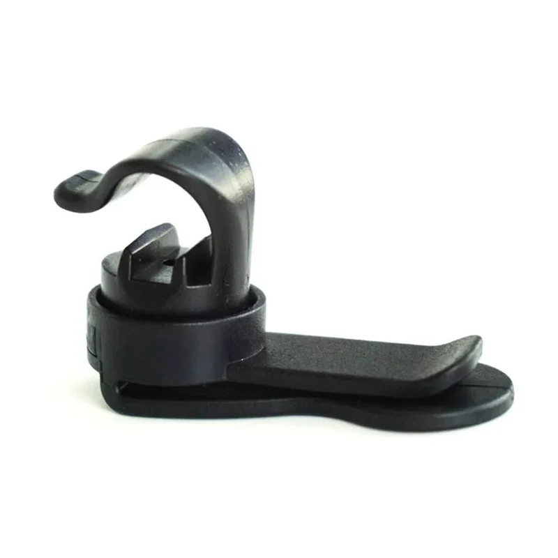 Clip magnétique pour poche à eau "Good Outdoor - Bladder Clip"