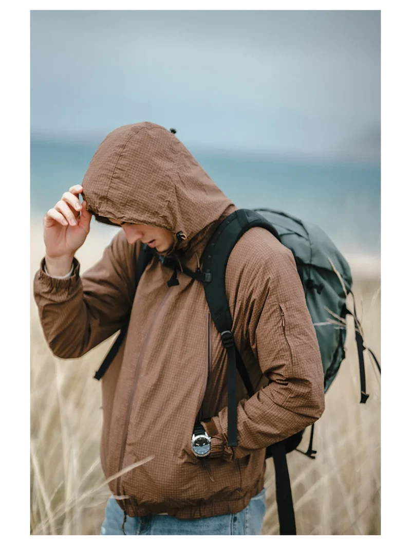 Veste de randonnée coupe-vent avec traitement hydrofuge pour homme "SIMWOOD - SM130288"