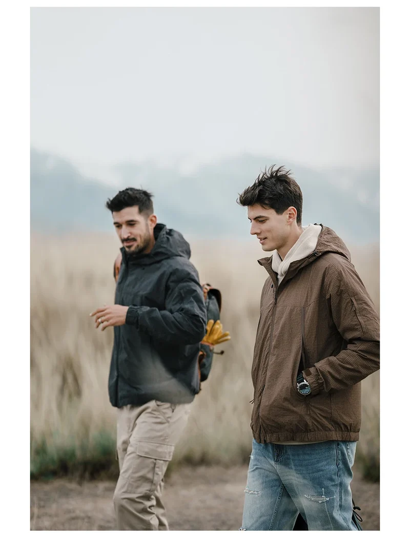 Veste de randonnée coupe-vent avec traitement hydrofuge pour homme "SIMWOOD - SM130288"