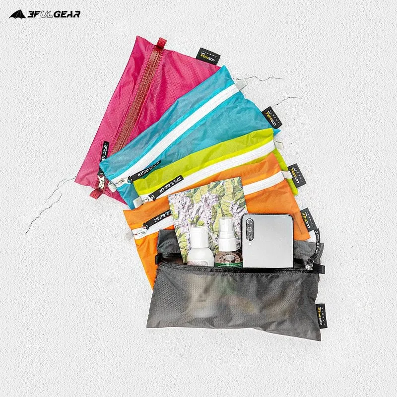 Pochette de rangement / trousse de toilette polyvalente et ultralégere 10g "3F UL GEAR - Volador 2"