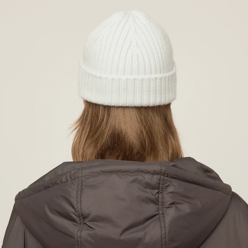 Ribbed Skully Beanie