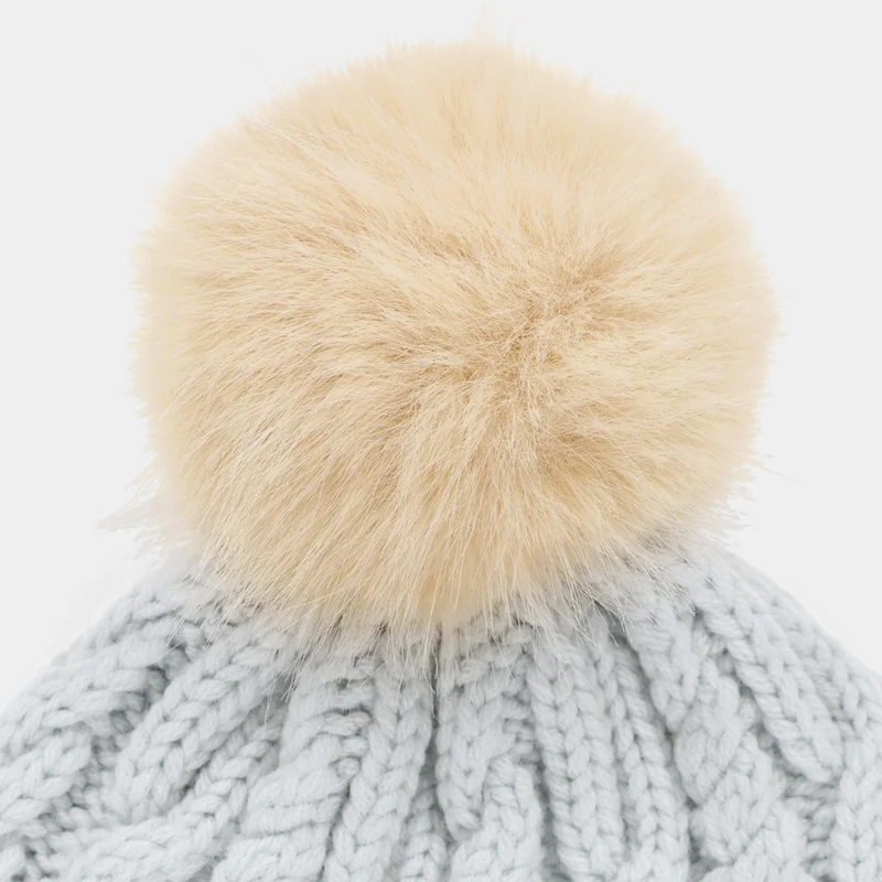 Pom Pom Cable Beanie