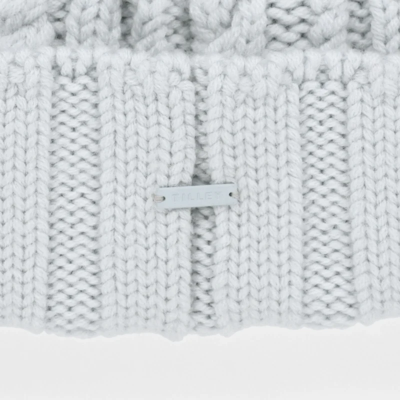 Pom Pom Cable Beanie