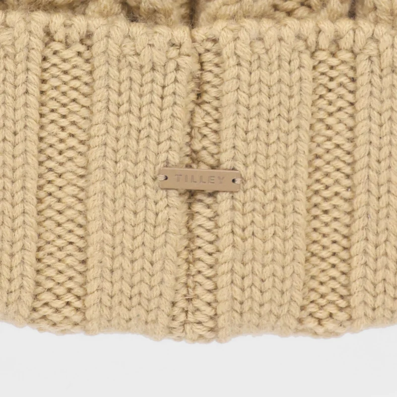 Pom Pom Cable Beanie