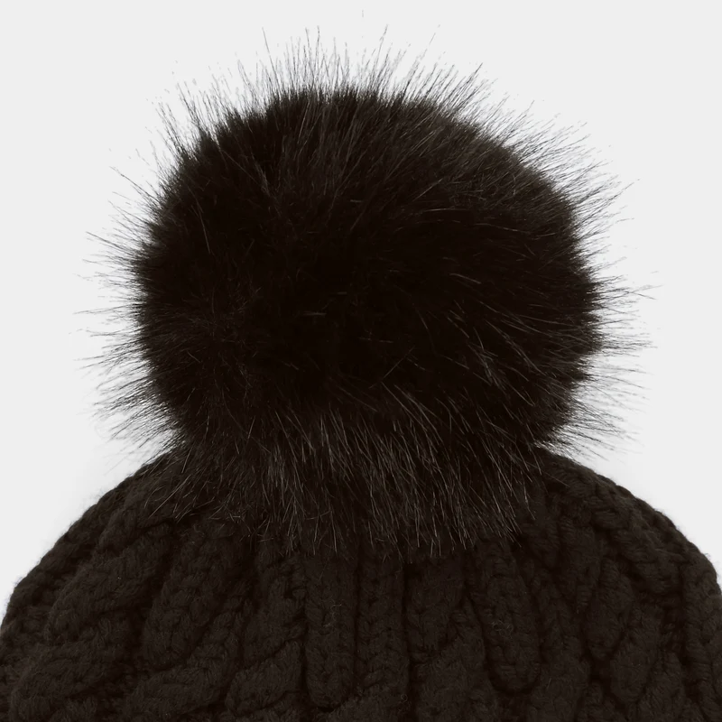 Pom Pom Cable Beanie