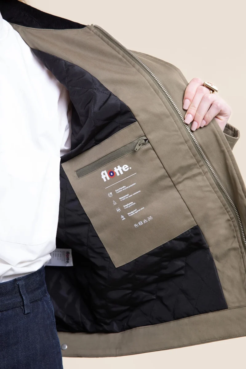 Carnot - Veste imperméable à brandebourgs