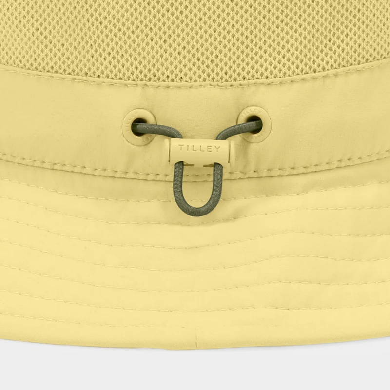 Zip Pocket Bucket