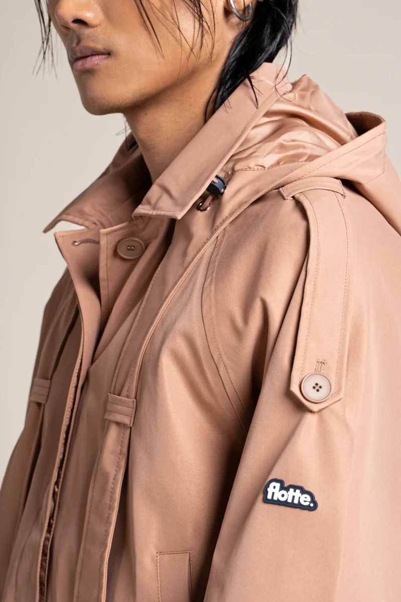 Tuileries - Trenchcoat Court