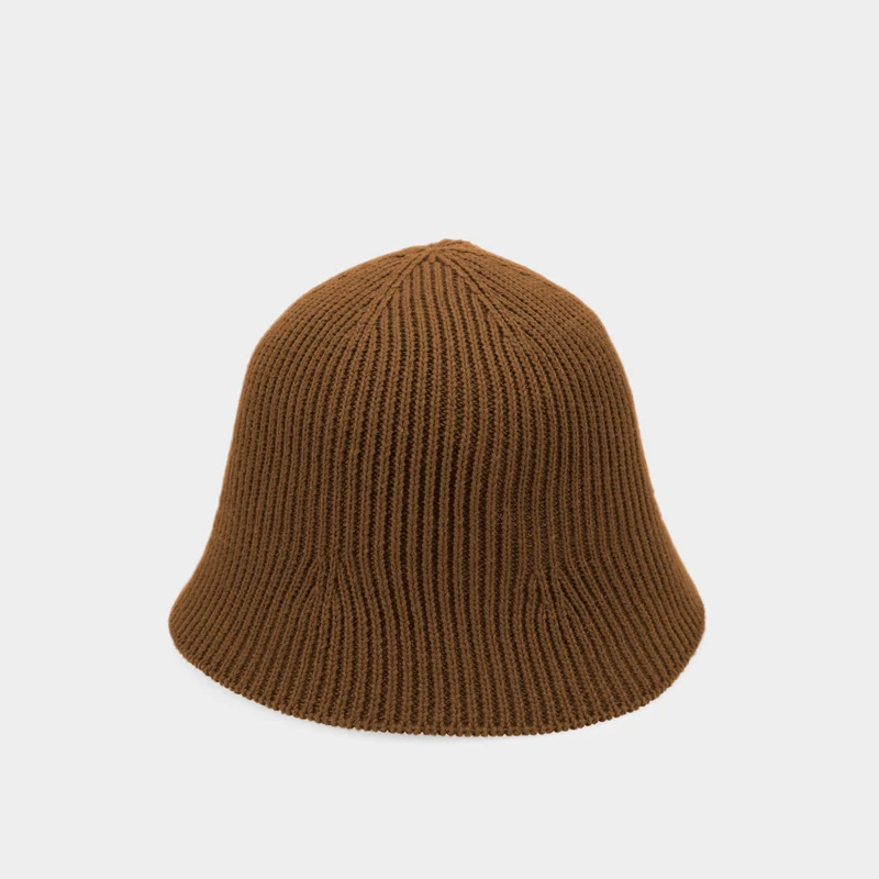 Ribbed Knit Bucket