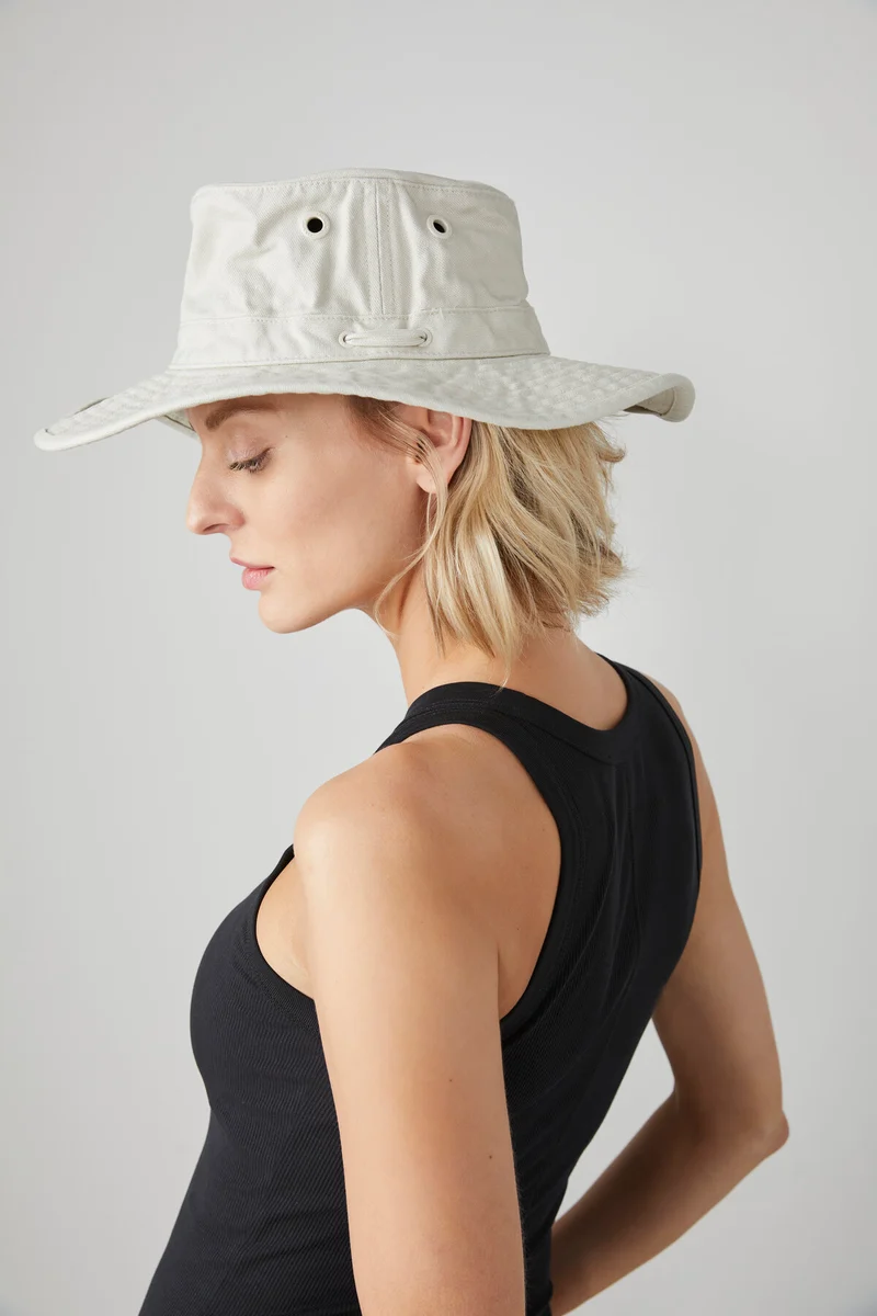 T3 Vintage Wide Brim Wanderer Hat