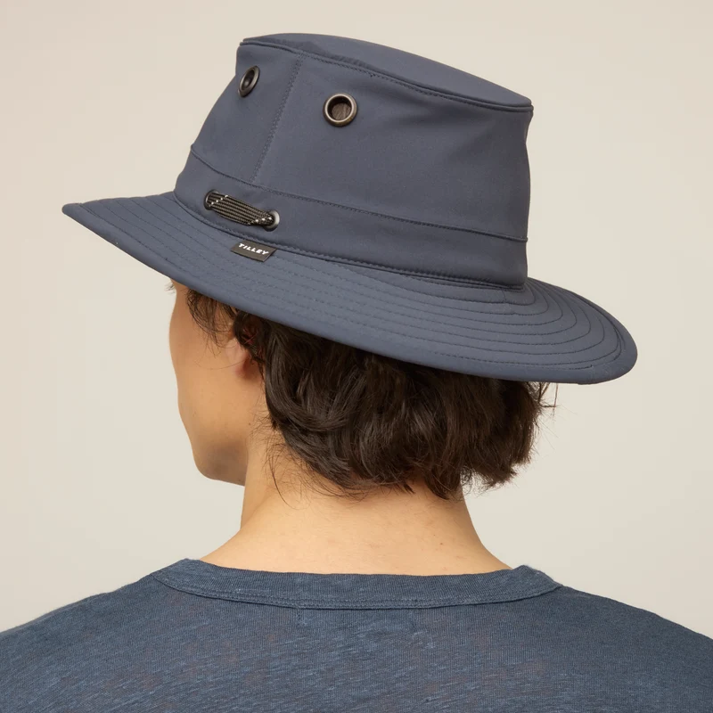 T5 Adventure Ultralight Hat