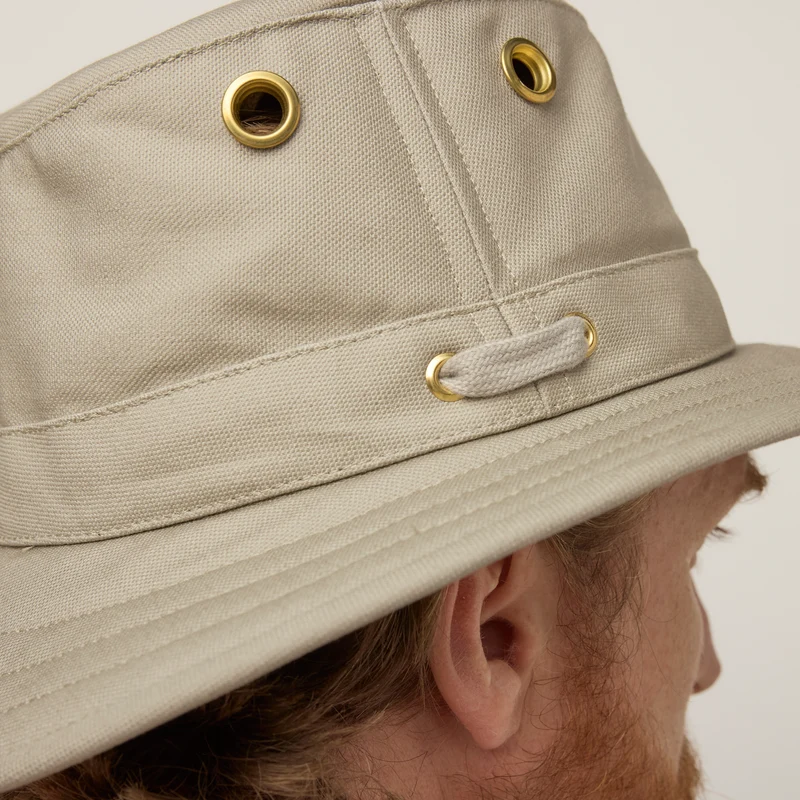 T5 Adventure Hat